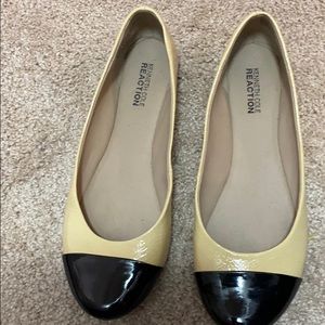 Kenneth Cole flats